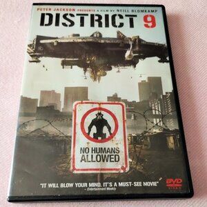4/20 District 9 (Single-Disc Edition) DVD